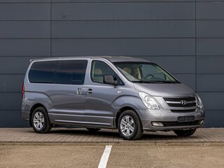 2011 Hyundai Grand Starex I, серый, 1850000 рублей, вид 3