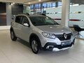 2018 Renault Sandero II Рестайлинг, серебристый, 1167000 рублей - вид 2