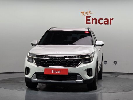 2022 Kia Seltos I Рестайлинг, белый, 1900000 рублей, вид 1