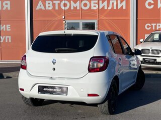 2016 Renault Sandero II, белый, 549000 рублей, вид 5