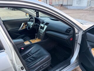 2007 Toyota Camry VI (XV40), серебристый, 850000 рублей, вид 5