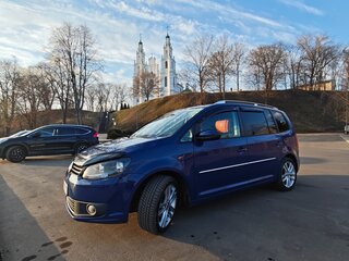 2011 Volkswagen Touran I Рестайлинг 2, синий, 1200000 рублей, вид 3