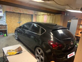 2010 Opel Astra J, чёрный, 750000 рублей, вид 5