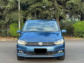 2018 Volkswagen Touran L II, белый, 1390222 рублей, вид 2