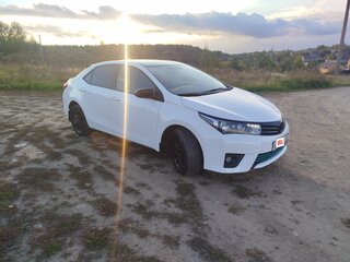 2014 Toyota Corolla XI (E160, E170, E180), белый, 1200000 рублей, вид 3