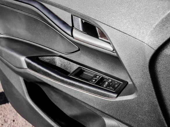 2017 Lada (ВАЗ) Vesta I, серый, 729000 рублей - вид 20
