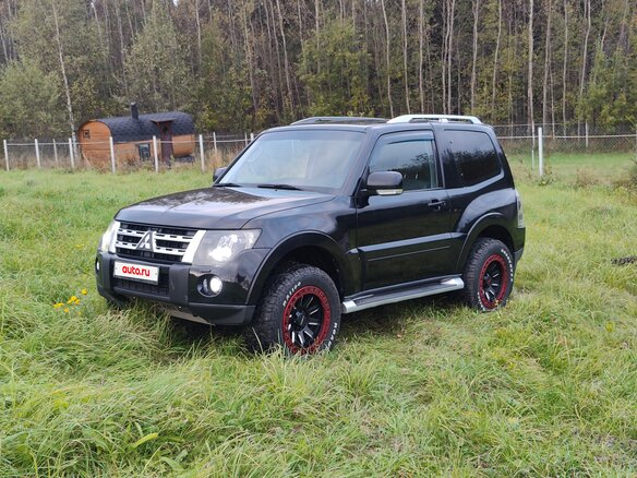 2008 Mitsubishi Pajero IV, чёрный, 1650000 рублей - вид 3