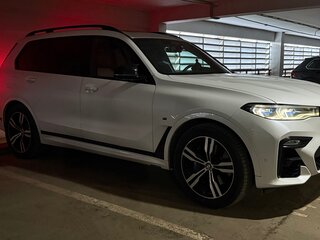 2019 BMW X7 30d I (G07), белый, 7600000 рублей, вид 3