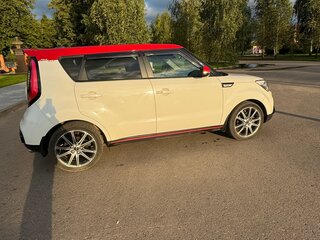 2016 Kia Soul II Рестайлинг, белый, 1400000 рублей, вид 3