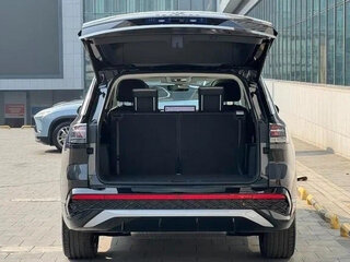 2026 Volkswagen Talagon I Рестайлинг, серебристый, 4600000 рублей, вид 4