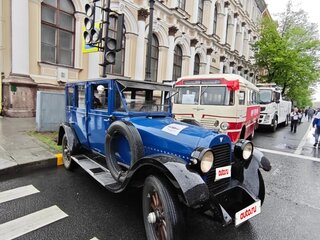 1923 Hudson Super Six, синий, 15800000 рублей, вид 3