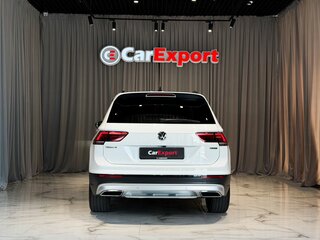 2020 Volkswagen Tiguan II, белый, 2350000 рублей, вид 5