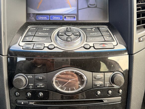 2012 Infiniti FX30d II (S51) Рестайлинг, белый, 3480000 рублей - вид 17