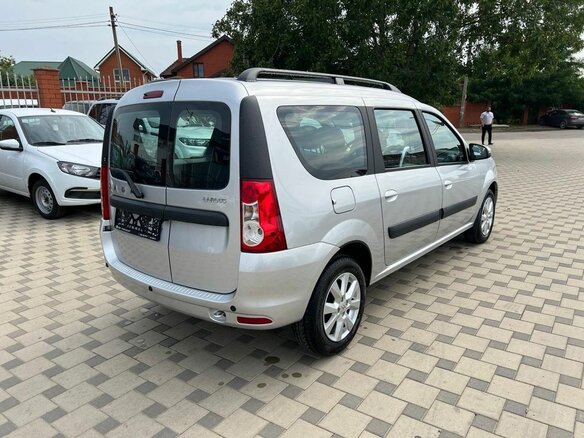 2026 Lada (ВАЗ) Largus I Рестайлинг, серебристый - вид 3