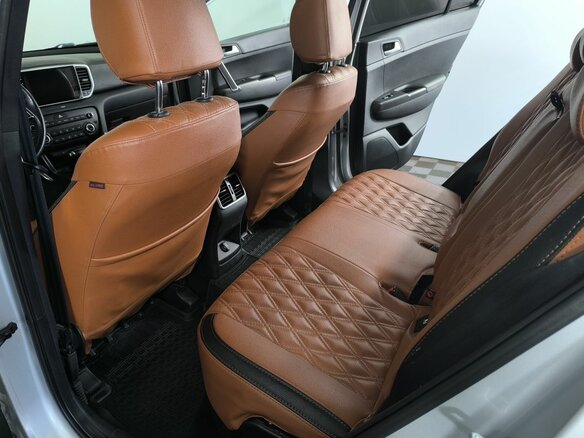 2019 Kia Sportage IV Рестайлинг, серебристый, 1590000 рублей - вид 10