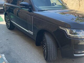2017 Land Rover Range Rover IV, чёрный, 4900000 рублей, вид 2