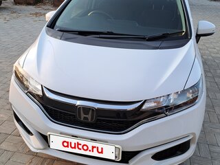 2018 Honda Fit III Рестайлинг, белый, 1300000 рублей, вид 2