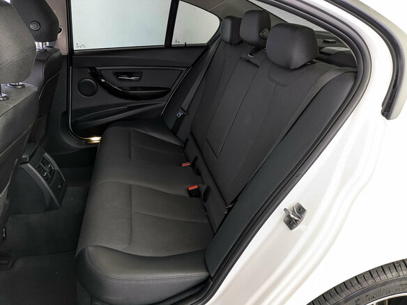 2017 BMW 3 серии 318i VI (F3x) Рестайлинг, белый, 1875000 рублей - вид 17