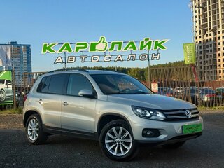 2016 Volkswagen Tiguan I Рестайлинг, серебристый, 1849000 рублей, вид 1