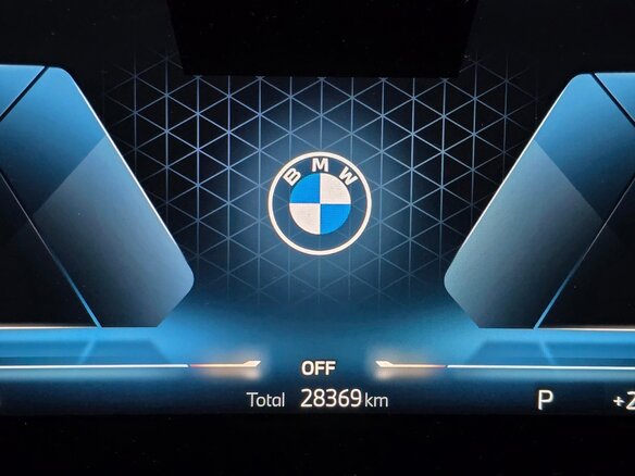 2023 BMW X1 18d sDrive III (U11/U12), чёрный, 4750000 рублей - вид 11