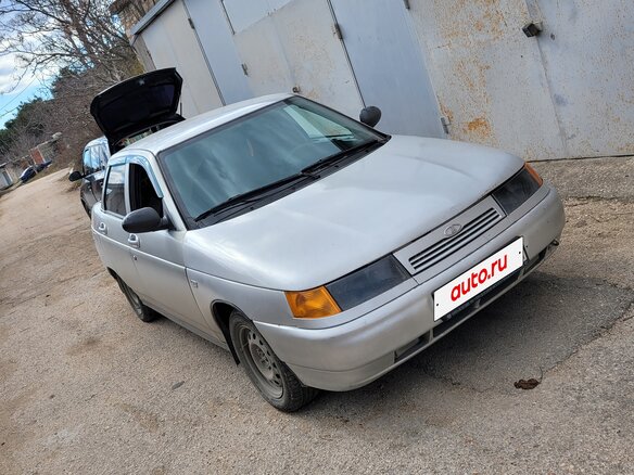 2005 Lada (ВАЗ) 2110, серебристый, 210000 рублей - вид 2
