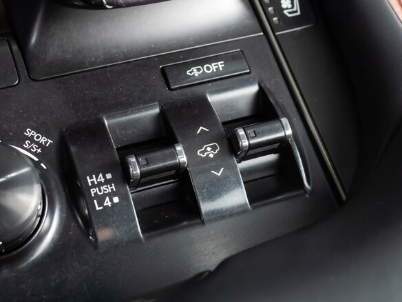 2018 Lexus LX 570 III Рестайлинг 2, чёрный, 9400000 рублей - вид 33