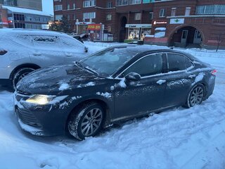 2020 Toyota Camry VIII (XV70), чёрный, 2600000 рублей, вид 4