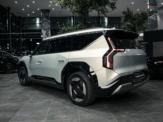2023 Kia EV9 GT-Line, серый, 8770000 рублей, вид 3