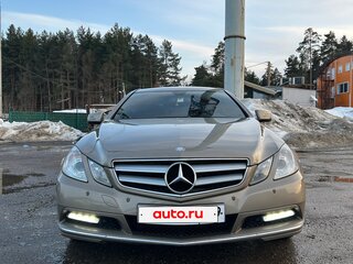 2010 Mercedes-Benz E-Класс 200 5G-Tronic IV (W212, S212, C207), бежевый, 1400000 рублей, вид 1