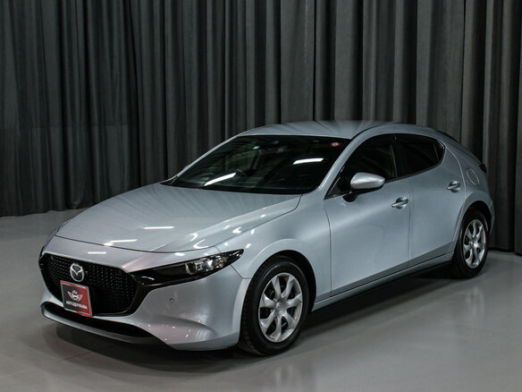 2019 Mazda 3 IV (BP), серый, 1500000 рублей - вид 3