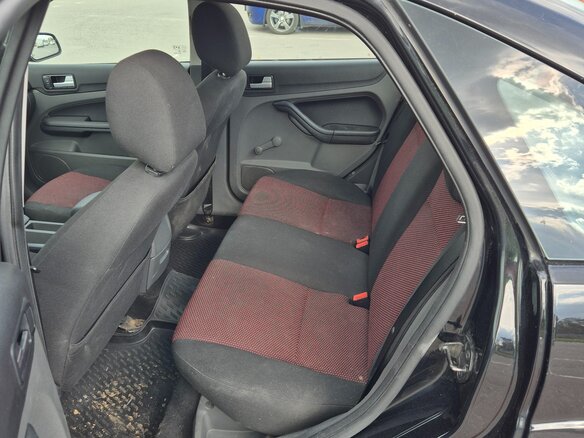 2007 Ford Focus II, чёрный - вид 13