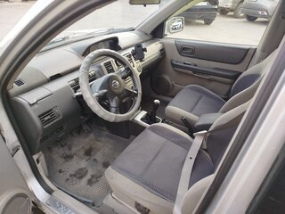 2006 Nissan X-Trail I Рестайлинг, серебристый, 700000 рублей, вид 5