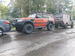 1998 Nissan Patrol V (Y61), красный, 2100000 рублей, вид 4
