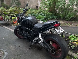 2006 Yamaha FZ1, чёрный, 450000 рублей, вид 5