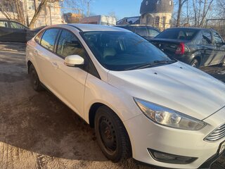 2019 Ford Focus III Рестайлинг, белый, 950000 рублей, вид 2