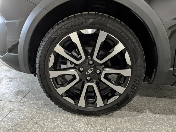 2024 Lada (ВАЗ) Vesta SW Cross I Рестайлинг (NG), чёрный, 1690000 рублей - вид 11