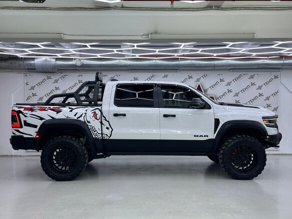 2023 Ram 1500 Crew Cab TRX V, белый - вид 10