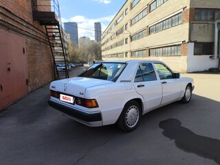 1992 Mercedes-Benz 190 (W201), белый, 2499000 рублей, вид 4