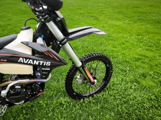 2023 Avantis Enduro 300 Pro/EFI, чёрный, 350000 рублей, вид 5