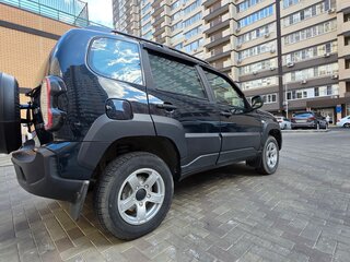 2023 Lada (ВАЗ) Niva Travel I, зелёный, 1000000 рублей, вид 3