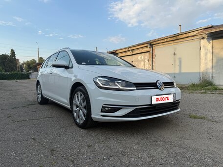 2018 Volkswagen Golf VII Рестайлинг, белый, 1500000 рублей, вид 3