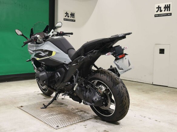 2026 BMW R 1300 RS, серый - вид 5