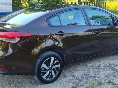 2018 Kia Cerato III Рестайлинг (Classic), коричневый, 1429000 рублей, вид 4