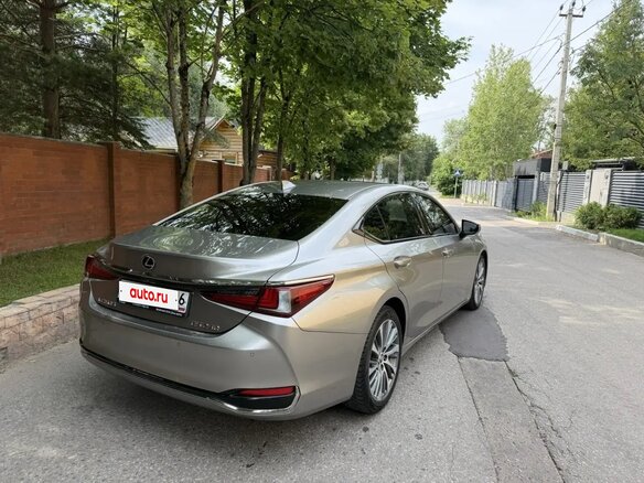 2021 Lexus ES 250 VII Рестайлинг, серый - вид 6