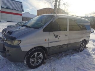 2002 Hyundai Starex I Рестайлинг, серый, 630000 рублей, вид 3