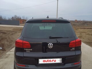 2016 Volkswagen Tiguan I Рестайлинг, чёрный, 1500000 рублей, вид 3