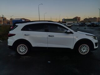 2018 Kia Rio X-Line IV, белый, 950000 рублей, вид 2