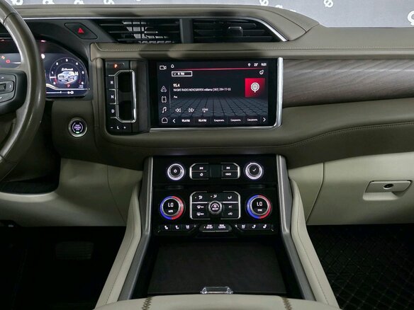 2022 GMC Yukon V, чёрный, 7790000 рублей - вид 22