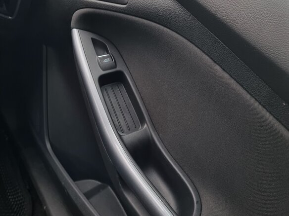 2011 Ford Focus III, белый, 659000 рублей - вид 7