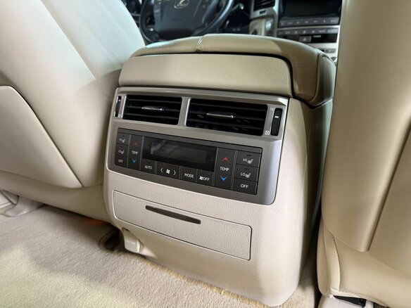 2013 Lexus LX 570 III Рестайлинг, чёрный - вид 25